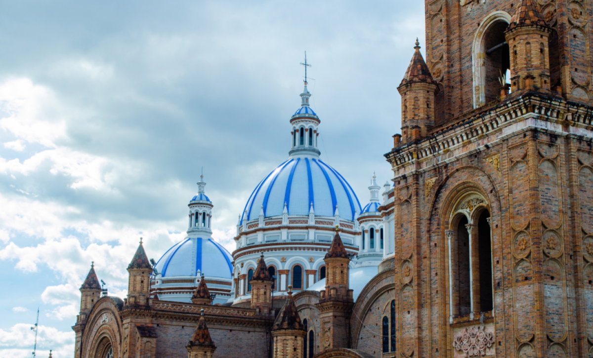 Este sábado 16 de agosto, Cuenca vivirá una jornada fresca con cielo nublado y lluvias posibles