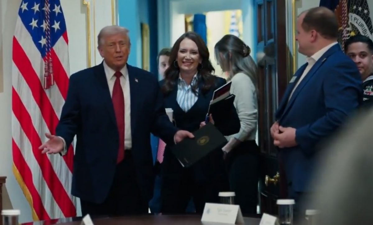 Donald Trump, presidente de Estados Unidos, advirtió al mandatario colombiano Gustavo Petro que será "el siguiente" después de Nicolás Maduro".