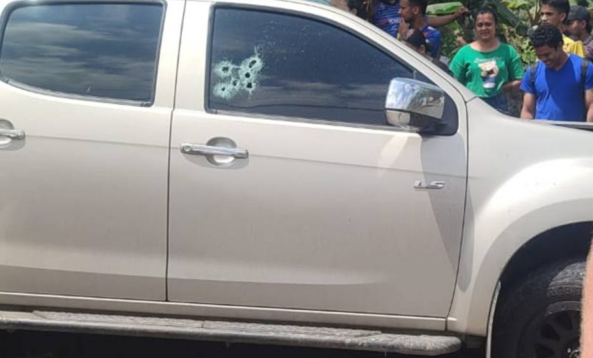 Dos hombres perdieron la vida durante un ataque armado registrado la mañana de este lunes 12 de enero.