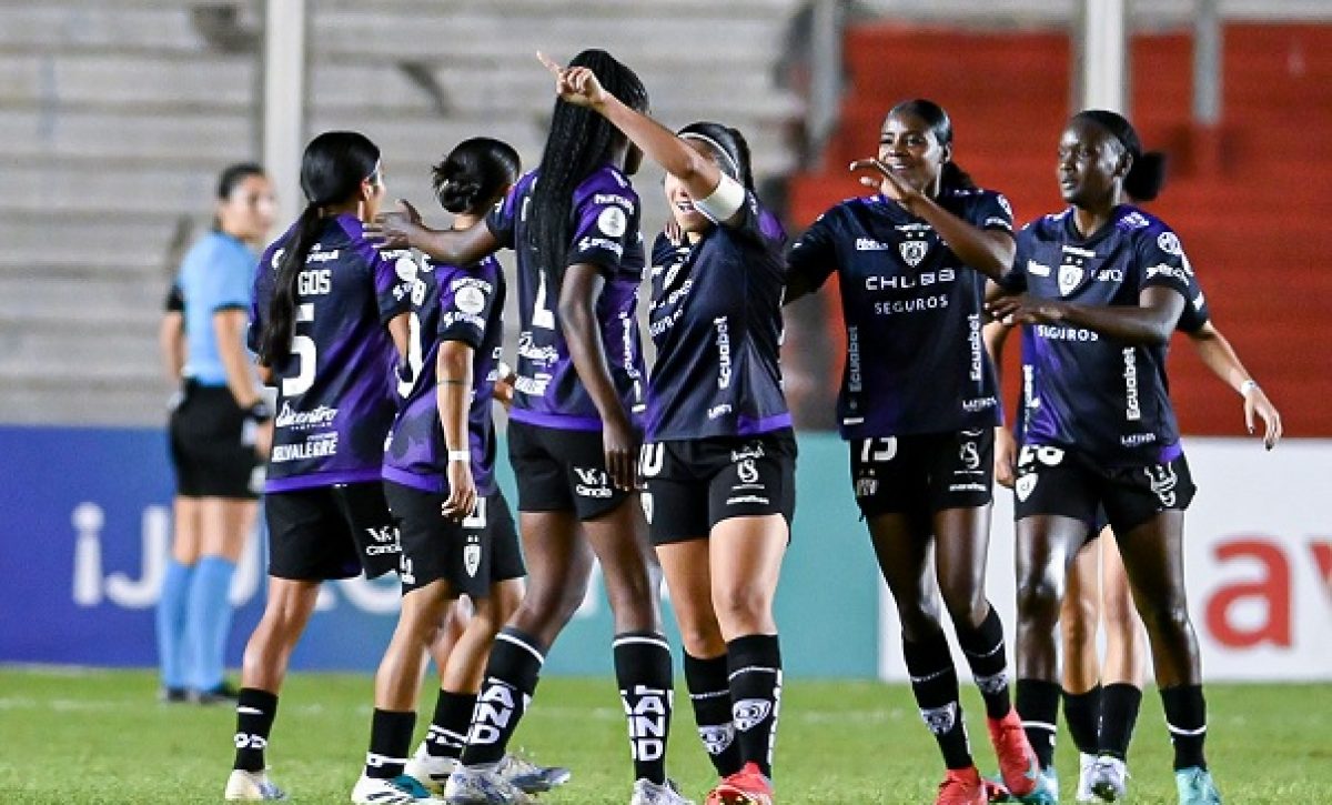 Independiente del Valle femenino goleó a Always Ready y sigue en carrera continental