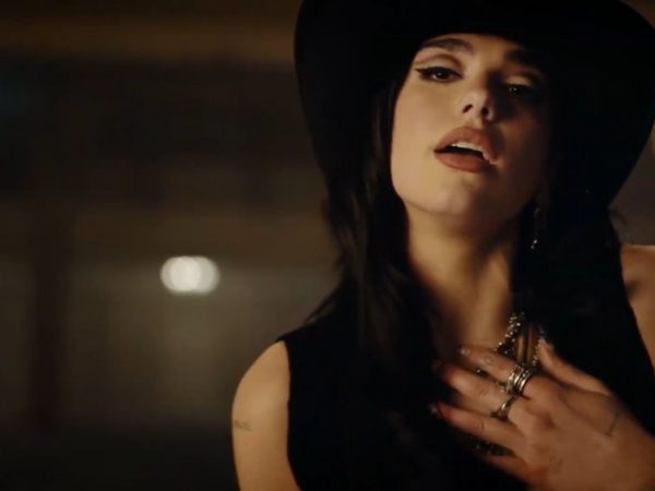 Dua Lipa incursionará en el mercado del fitness con productos de entrenamiento bajo su nombre