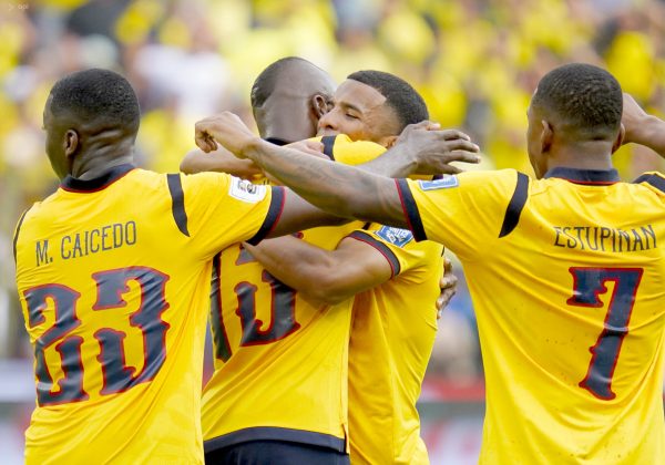 Ecuador anuncia nómina para fecha FIFA de noviembre Regresan Caicedo, Hincapié y Plata