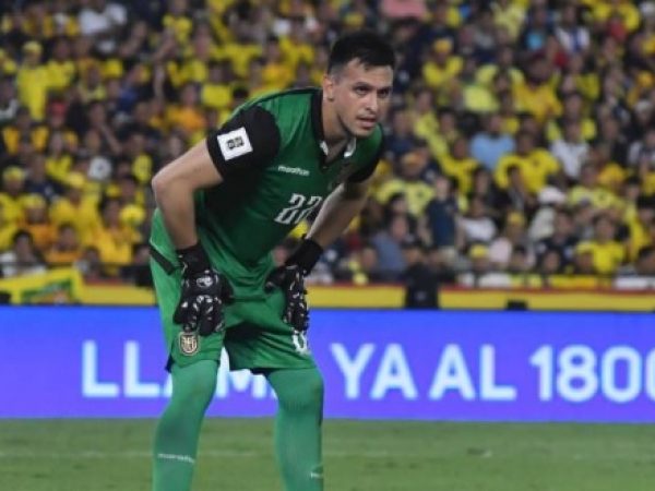 Gonzalo Valle, en el partido ante Brasil por las Eliminatorias Sudamericanas