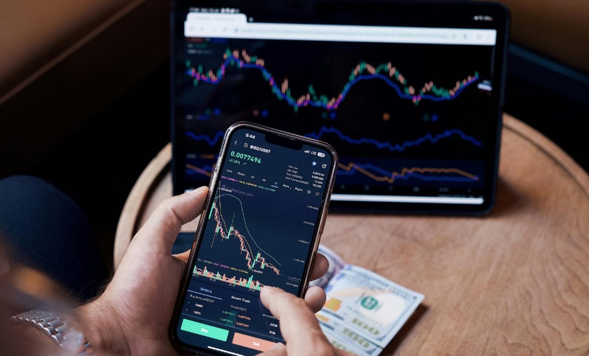 Ecuador se ubicó tercero en Latinoamérica con el riesgo país más alto, es superado por Venezuela y Bolivia. (Pexels)