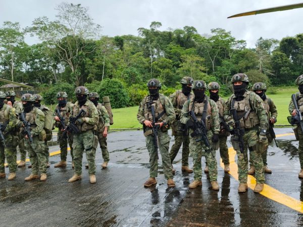 Ejército de Ecuador desmantela 12 campamentos irregulares en Alto Punino, provincia de Orellana