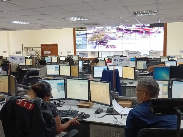 El ECU-911 atendió 28.725 emergencias durante el feriado del 10 de agosto por el Primer Grito de la Independencia. (ECU-911).