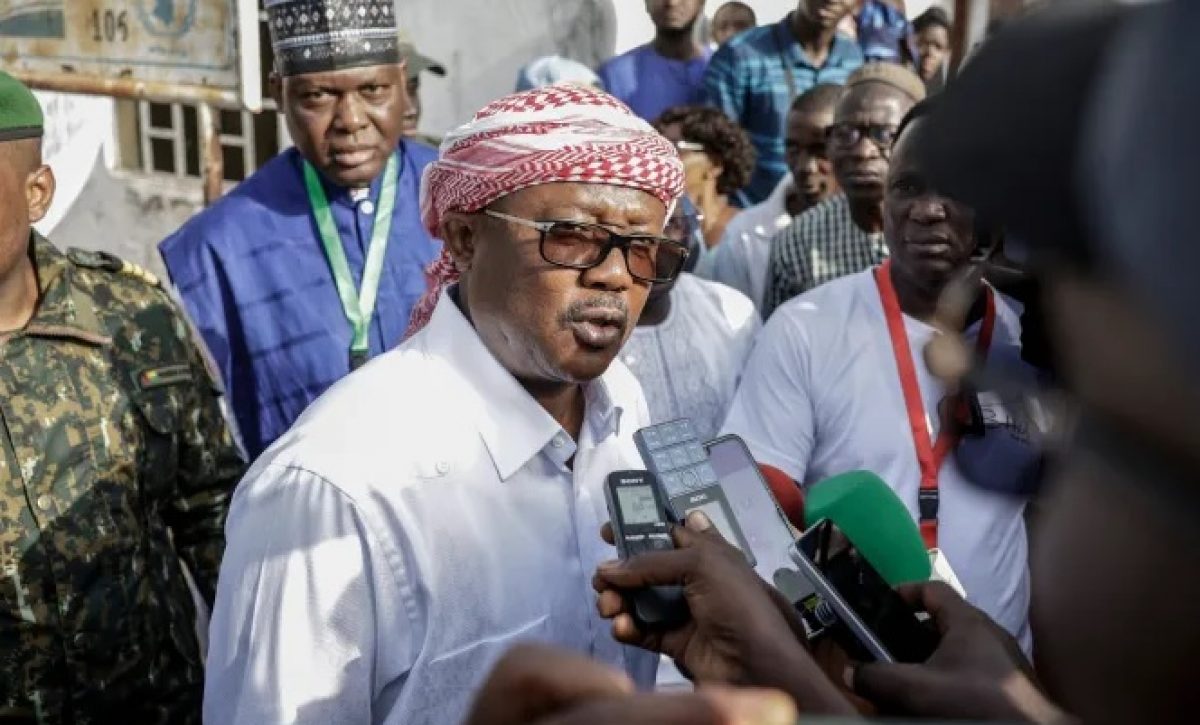 El Ejército de Guinea-Bissau confirmó este miércoles 26 de noviembre, un golpe de Estado y la destitución del presidente Umaro Sissoco Embaló.