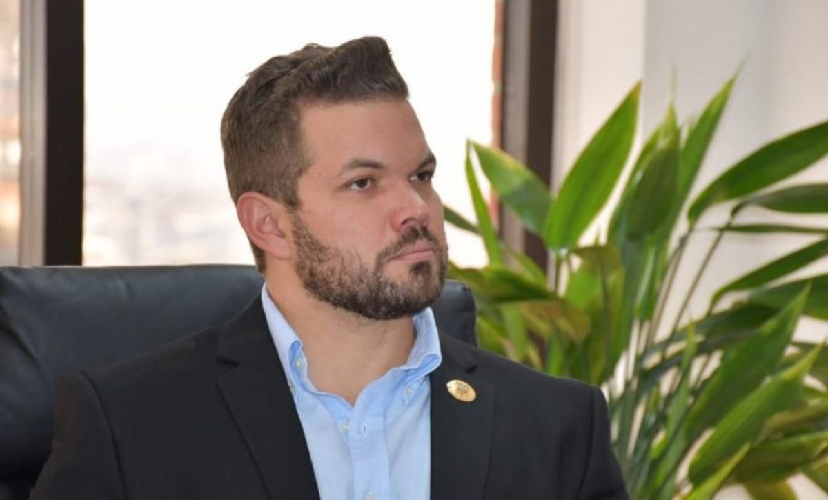 El Ministerio de Educación anuncia que Mario Cuvi es designado como nuevo viceministro de esta cartera de Estado.