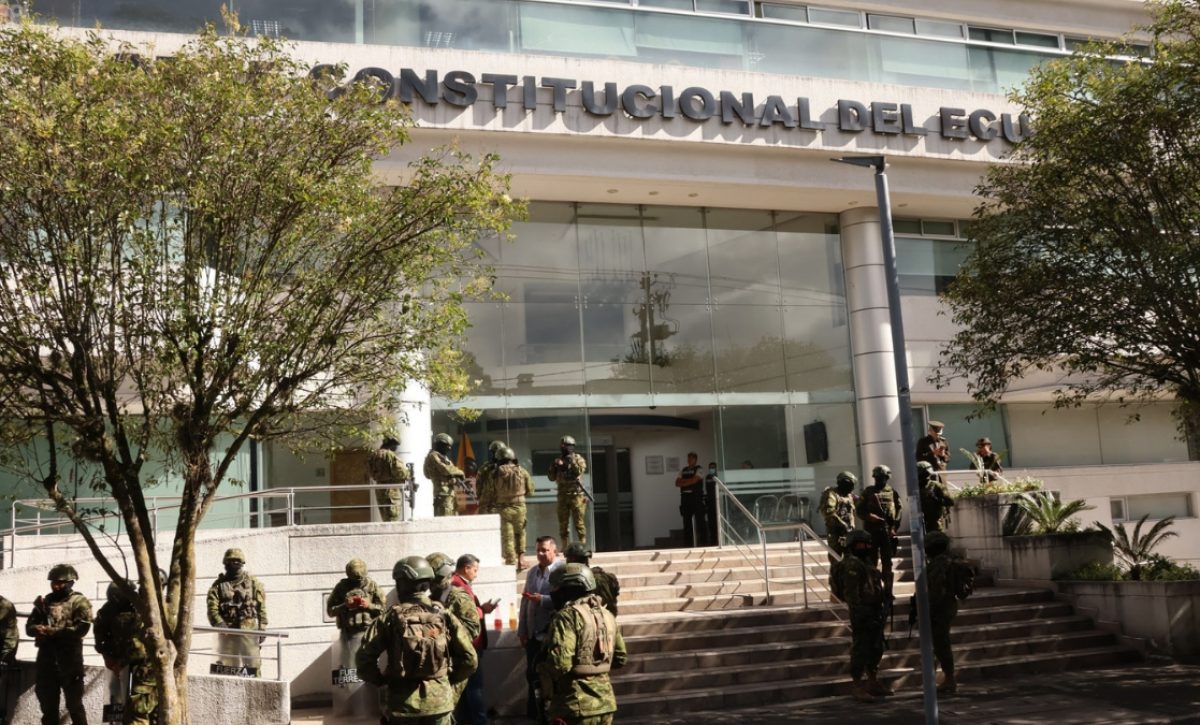 El Presidente Daniel Noboa dispuso que los jueces de la Corte Constitucional desalojen el edificio donde funciona la CC, pero la medida queda sin efecto. (API)