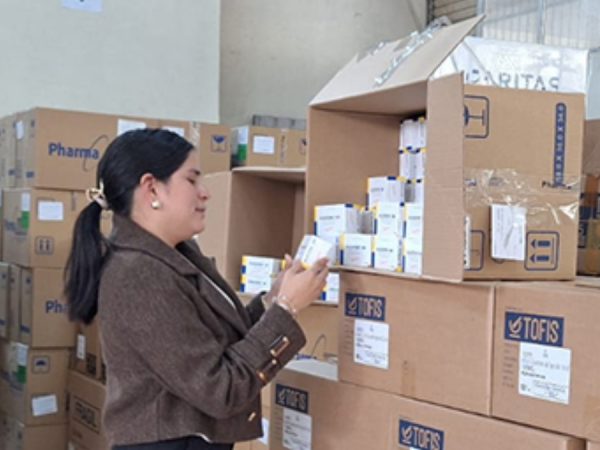 El Seguro Social Campesino destina más de 3 millones de dólares para la compra de medicamentos, también se construyen nuevas unidades. (IESS).