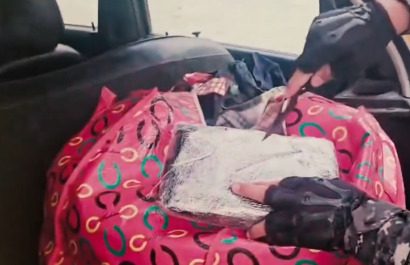 El alcaloide se encontraba al interior de una maleta. Captura redes sociales Policía Nacional