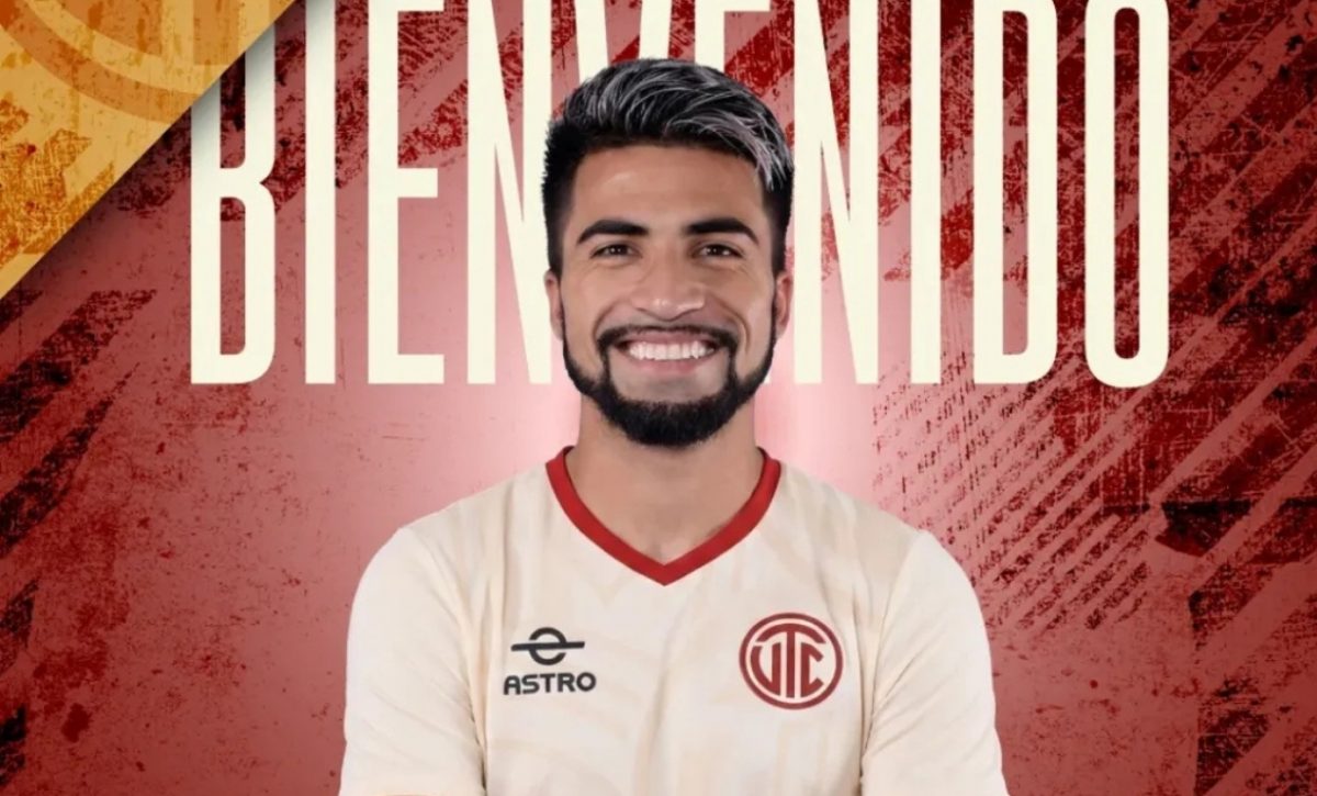 El atacante Adolfo Muñoz firma con Universidad Técnica de Cajamarca