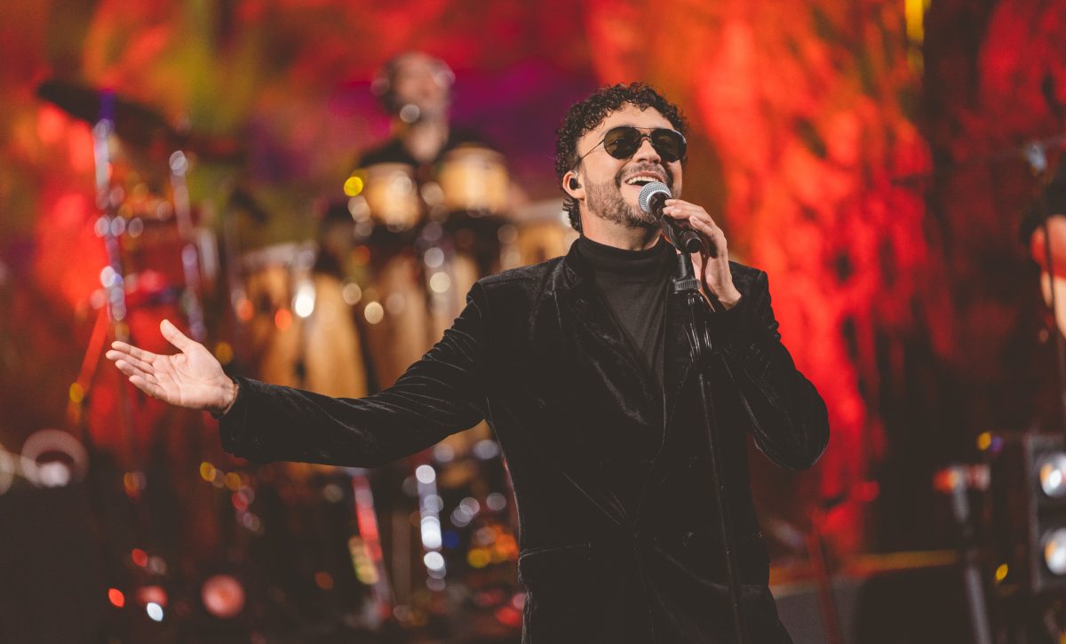 El colombiano Andrés Cepeda durante un reciente show.