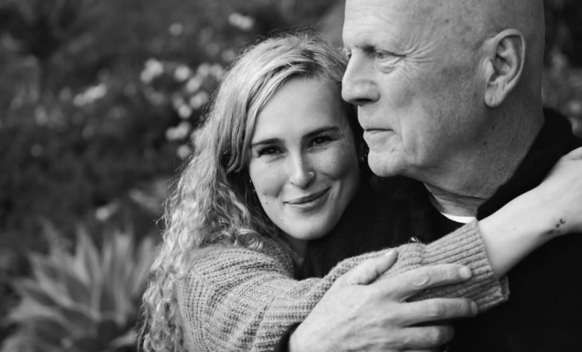 Bruce Willis junto a su hija Rumer, en una reciente foto publicada por ella.