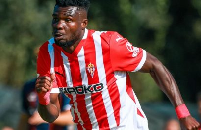 El delantero ecuatoriano Jordy Caicedo, actualmente en el Sporting Gijón de la segunda división española, reforzaría a Barcelona SC.