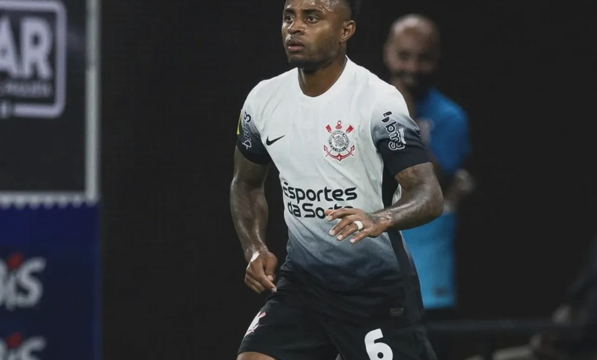 El ecuatoriano Diego Palacios alistaría su regreso a la MLS tras un año para el olvido en el Corinthians de Brasil