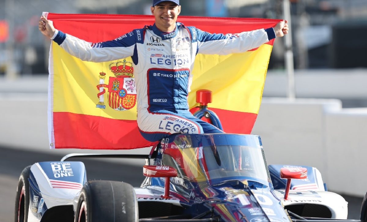 El equipo Red Bull Racing ha puesto su atención en el piloto español Álex Palou como posible compañero de Max Verstappen