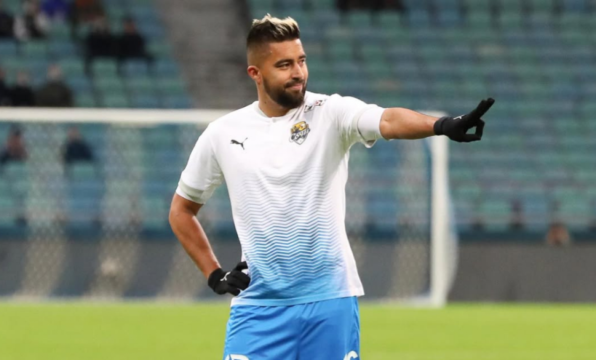 Christian Noboa está alejado de las canchas tras sufrir una lesión.