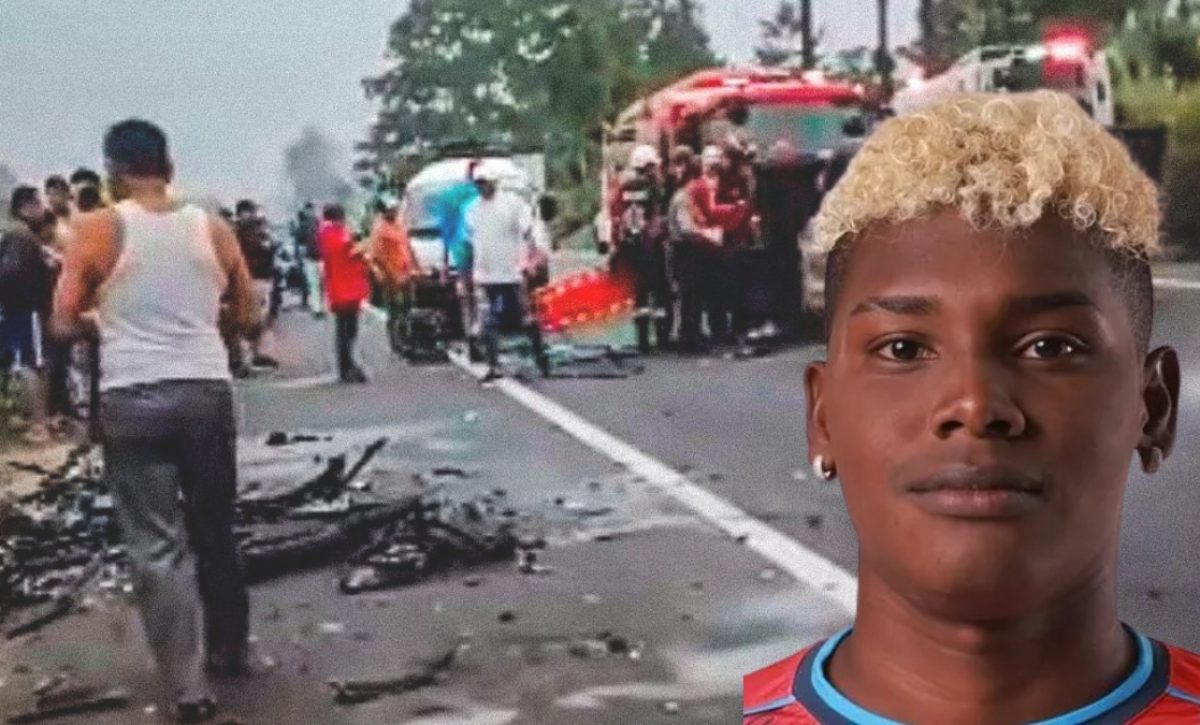 El futbolista Marcos Olmedo, de Mushuc Runa, muere durante un accidente de tránsito en el cantón Quinindé, provincia de Esmeraldas.