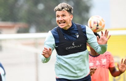 El manabita Byron Palacios renueva con Universidad Católica; también lo hicieron otros tres jugadores