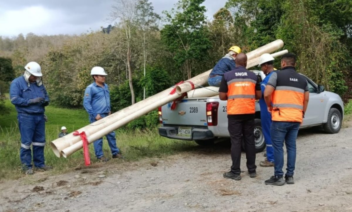 El mediodía de este domingo 23 de noviembre se registró la contaminación de un estero que abastece de agua a la comunidad Dile, de San Mateo,