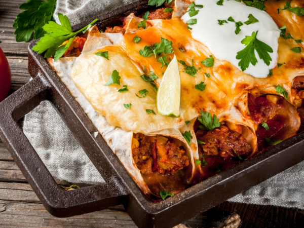 Las enchiladas son un plato emblemático de la gastronomía mexicana.