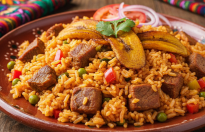 El arroz colorado de cerdo es nutritivo y delicioso.