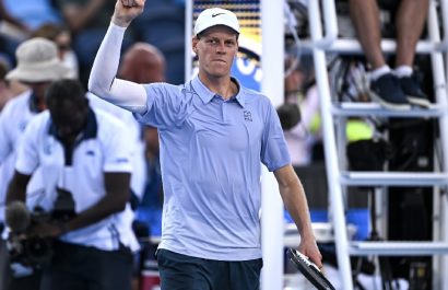 El tenista italiano Jannik Sinner se convirtió en el nuevo número uno del ranking mundial de la Asociación de Tenistas Profesionales (ATP).