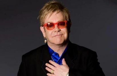 Elton John compuso más  de 2.500 canciones a lo largo de su carrera.