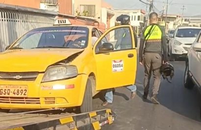 En el hecho ocurrido cerca a la calle Saúl Morales, una grúa retiró los vehículos. Captura de pantalla de redes sociales.