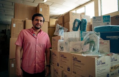 Entrega de medicamentos en Ecuador Gobierno inicia distribución nacional por emergencia.