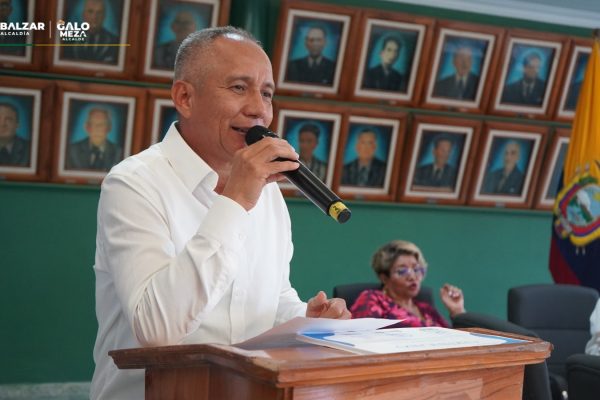 Es el segundo atentado en su contra Alcalde de Balzar, Galo Meza, queda herido tras ataque armado