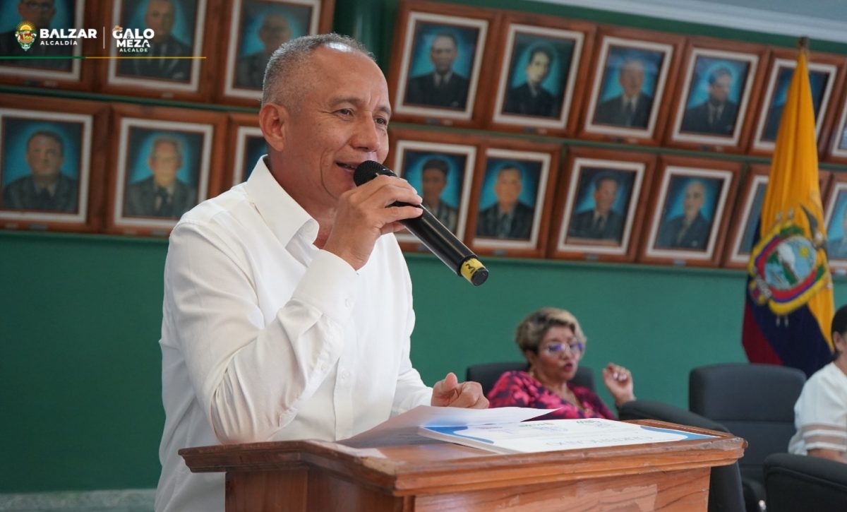 Es el segundo atentado en su contra Alcalde de Balzar, Galo Meza, queda herido tras ataque armado