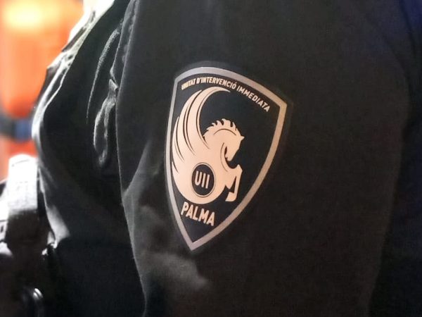 España detienen a dos hombres que discutían porque uno hizo tocamientos a la pareja del otro