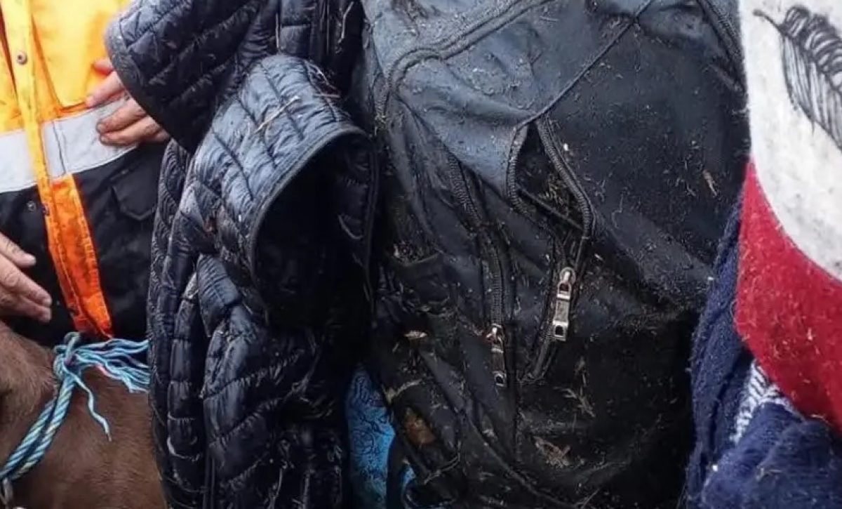 Este martes 11 de noviembre y tras dos días de intensa búsqueda, familiares de Lucas Campaña Pérez, encontraron su mochila y su chompa.