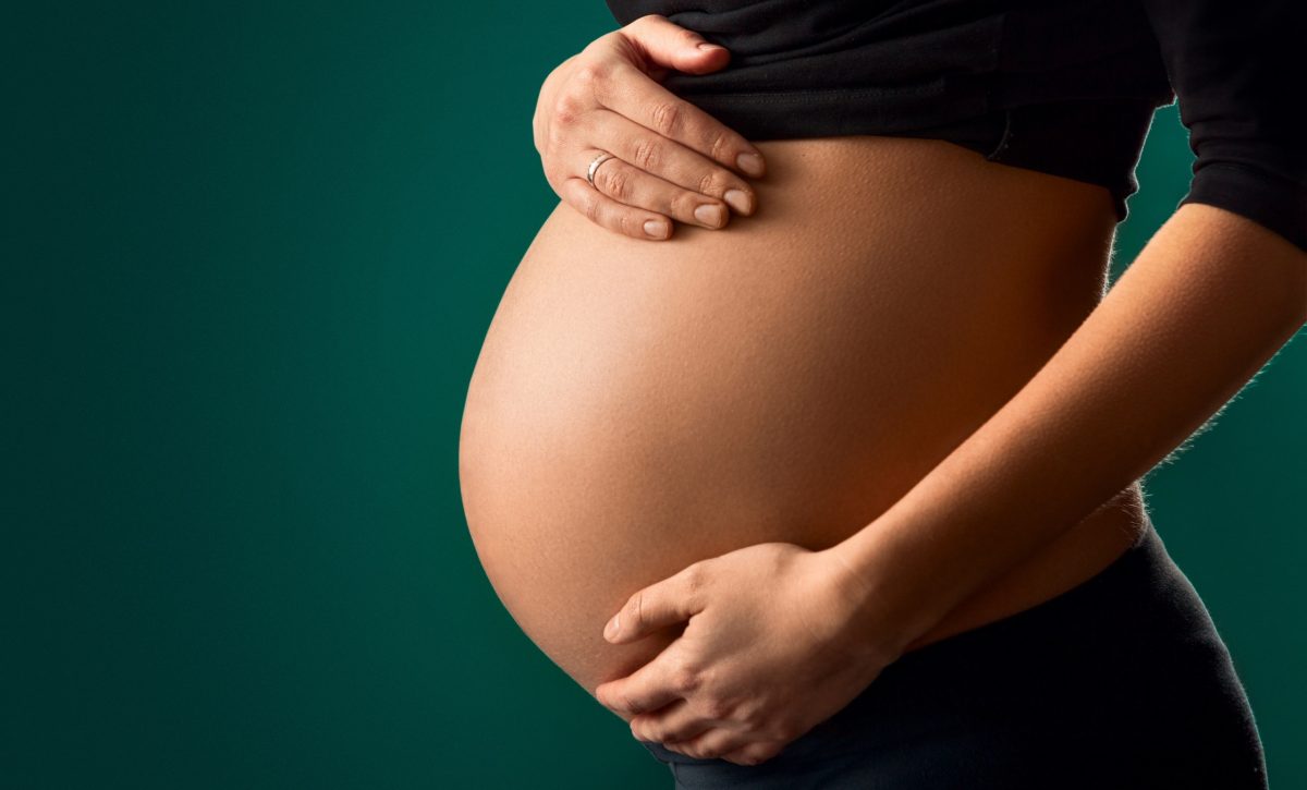 El control de la glucosa es clave para evitar complicaciones en embarazos con diabetes gestacional