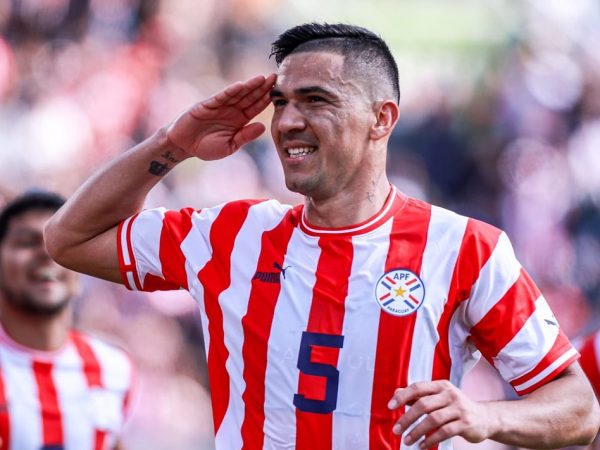 Fabián Balbuena, baja en Paraguay por fractura de peroné para Eliminatorias 2026