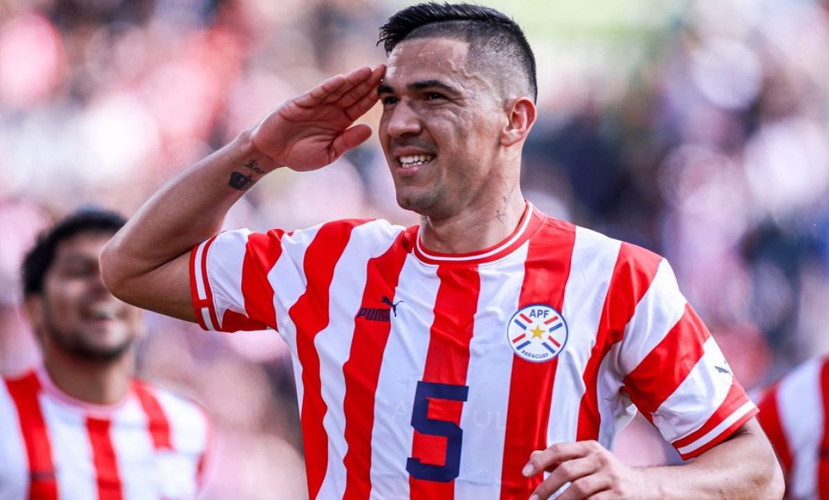 Fabián Balbuena, baja en Paraguay por fractura de peroné para Eliminatorias 2026