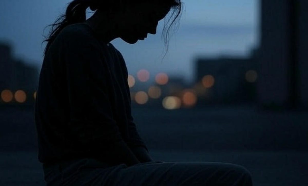 Fiscalía procesa a hombre por incitar al suicidio a su esposa en Quito