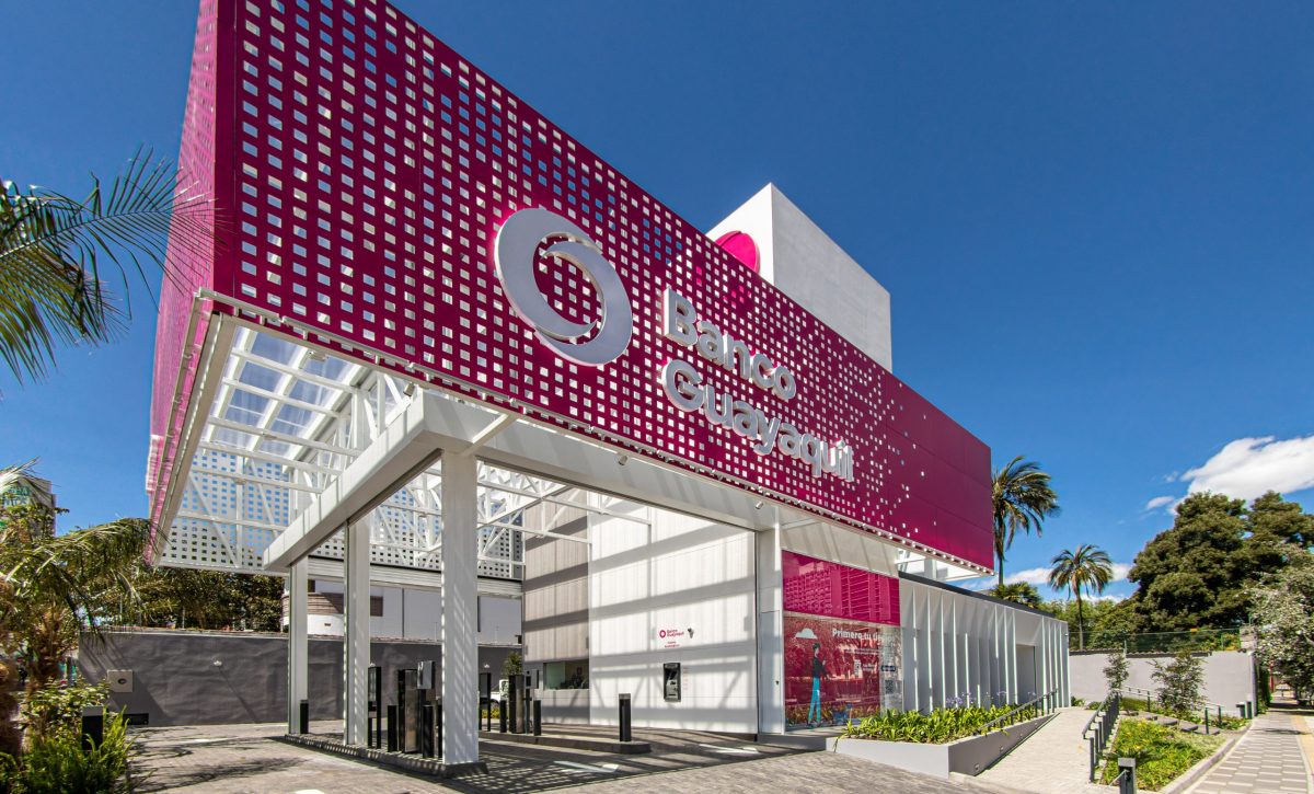 Foto-Agencia-La-Mariscal-scaled-1