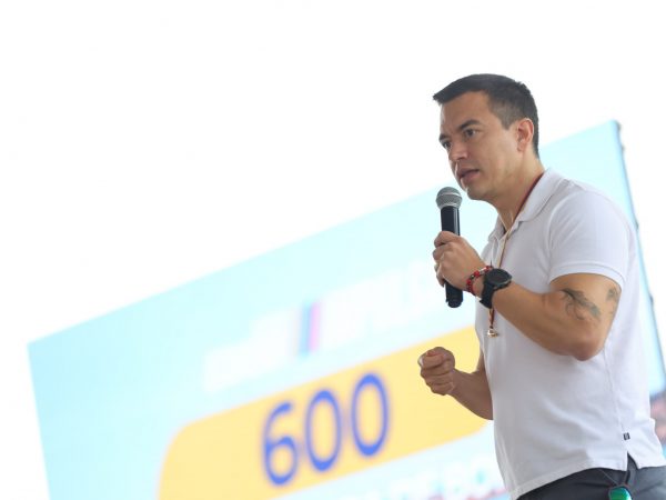 El presidente Daniel Noboa anunció el programa Casa U, para estudiantes de universidades y escuelas politécnicas públicas. FOTO: @Presidencia_Ec.