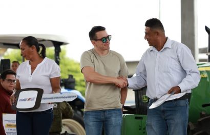 El hecho ocurrió el viernes 17 de octubre, durante un evento en el que el presidente, Daniel Noboa, estaba en Vinces. FOTO: @Presidencia_Ec.