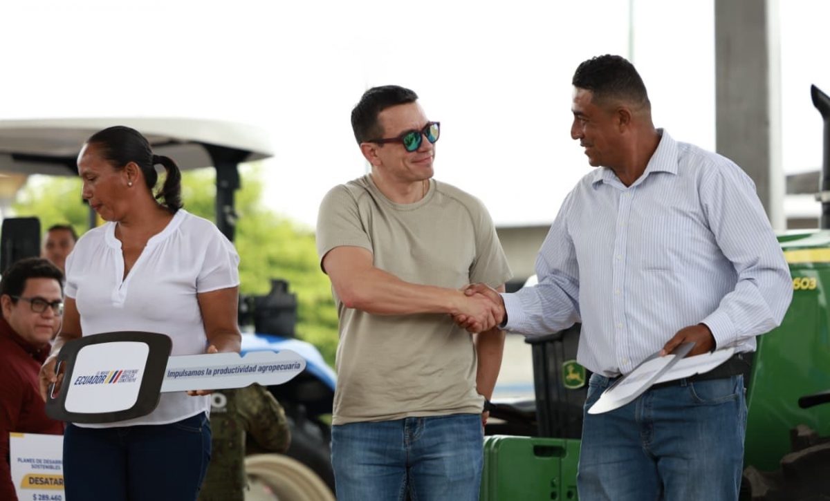 El hecho ocurrió el viernes 17 de octubre, durante un evento en el que el presidente, Daniel Noboa, estaba en Vinces. FOTO: @Presidencia_Ec.
