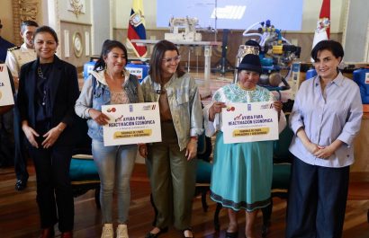 Gobierno entrega maquinaria en Imbabura para reactivar economía tras paro de 2025. FOTO: @CancilleriaEc.