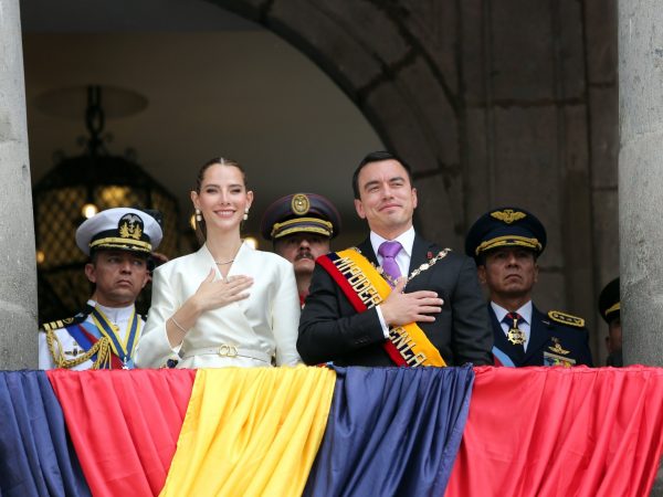 El presidente Daniel Noboa (der) emprenderá una gira por varios países, que arrancará desde el 17 de agosto. FOTO: @DanielNoboaOk.