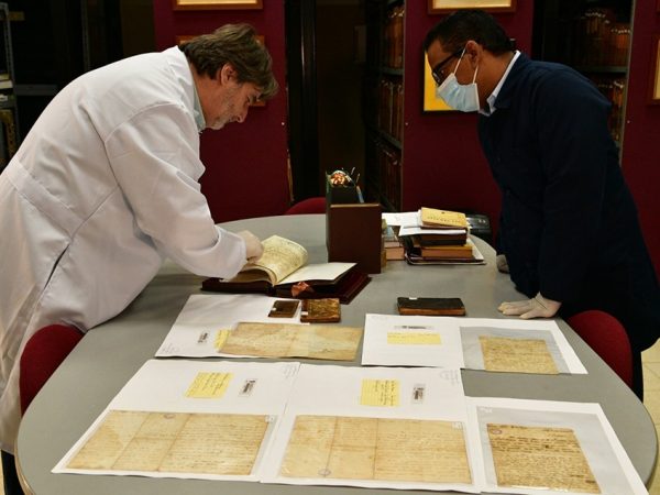 Un manuscrito original de José Joaquín de Olmedo, sobre “La victoria de Junín”, fue descubierto en la Biblioteca Municipal de Guayaquil.