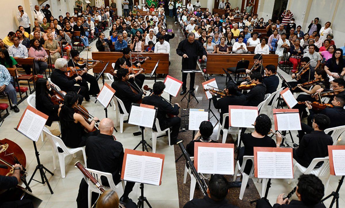 La parroquia Jesús Obrero fue sede de un concierto gratuito de música académica, de la Orquesta Filarmónica de Guayaquil.