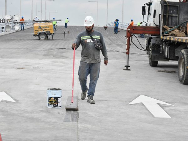 Desde este lunes 26 de mayo estará habilitado un nuevo paso elevado en la avenida de Las Américas en Guayaquil.