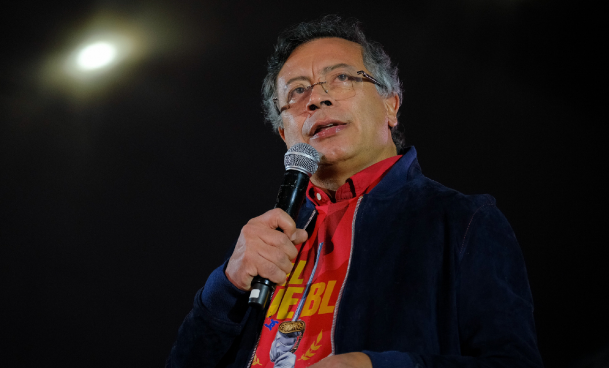 Gustavo Petro dice que Estados Unidos lo humilló tras no poder reabastecer de combustible a su avión de camino a Qatar Gustavo Petro dice que Estados Unidos lo humilló tras no poder reabastecer de combustible a su avión de camino a Qatar