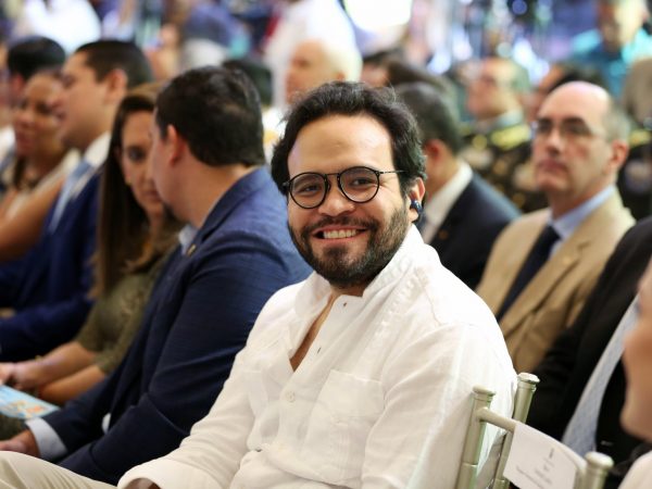 El presidente del Consejo Directivo del Instituto Ecuatoriano de Seguridad Social (IESS), Édgar Lama von Buchwald, renunció a su cargo. FOTO: @Edgarjoselama.